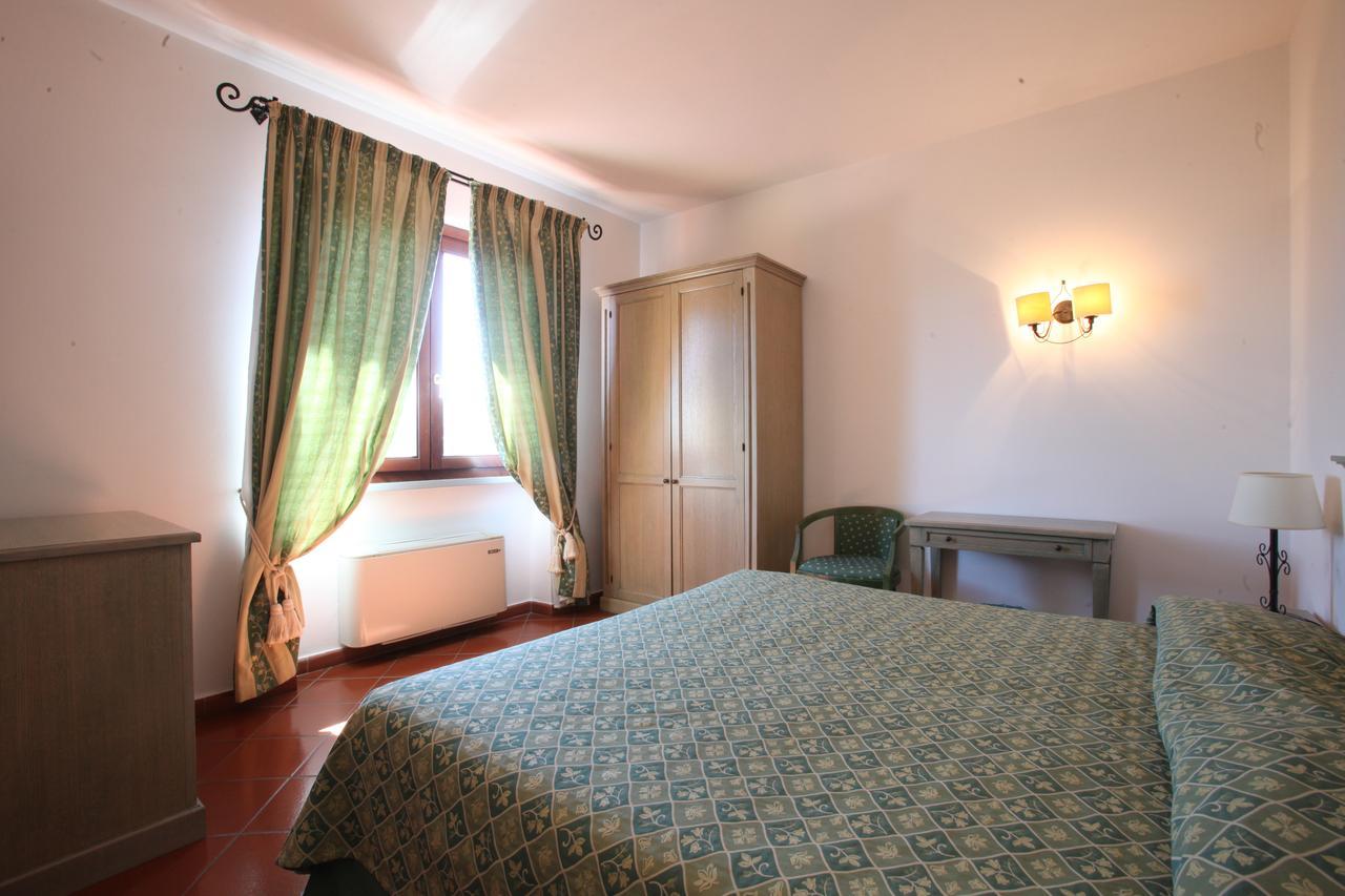 Mercure Argentario Filippo Ii 4*